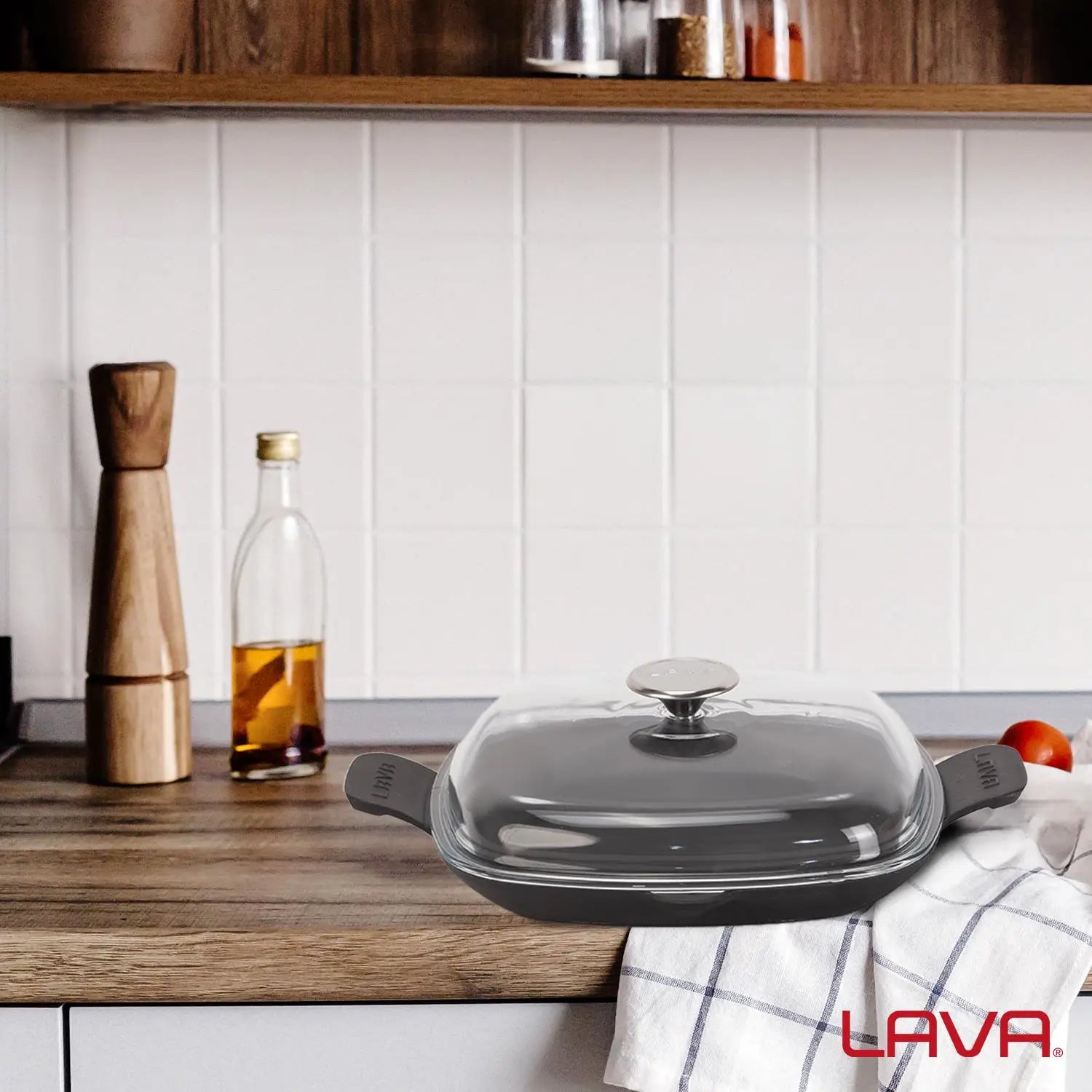 Чугунная сковорода-гриль Lava Dokum квадратная с двойной ручкой 26x26 см